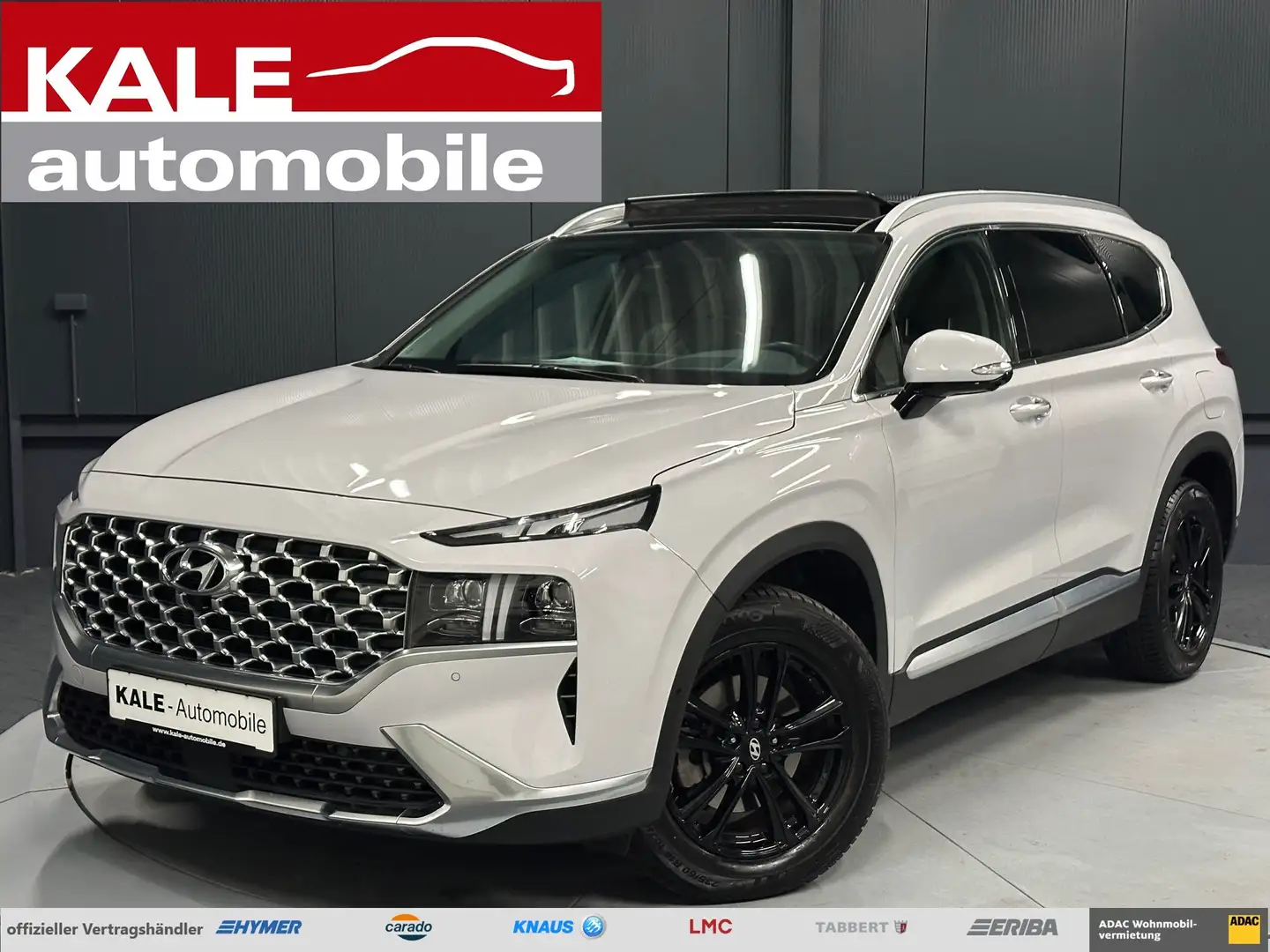 Hyundai SANTA FE Prime Plug-In Hybrid 4WD *PANORAMA*Metallic* Bílá - 1