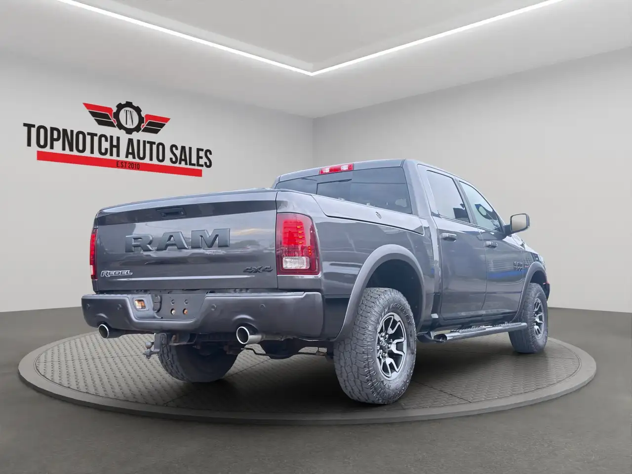 RAM 1500 снимка RAM 1500
