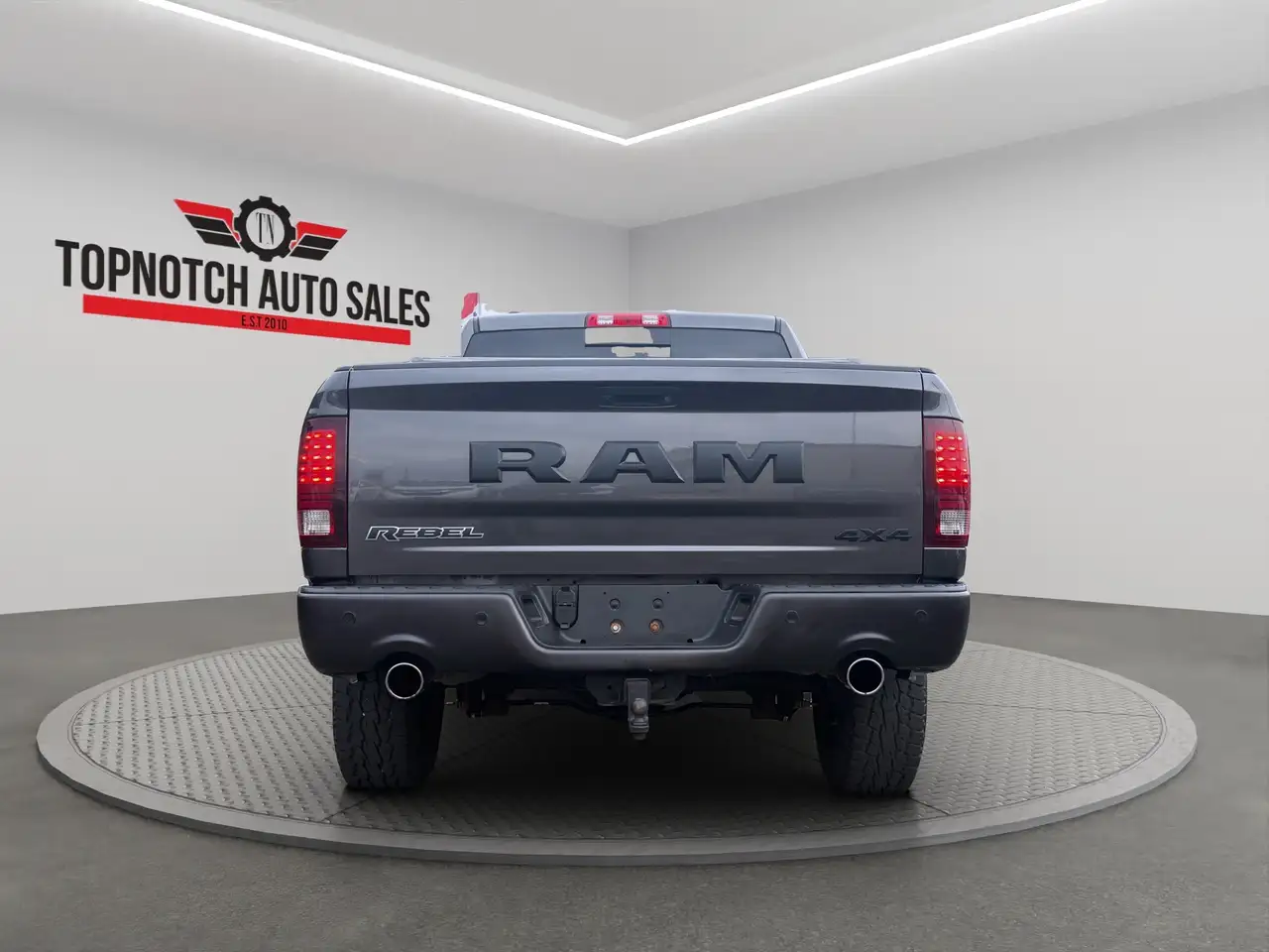RAM 1500 снимка RAM 1500