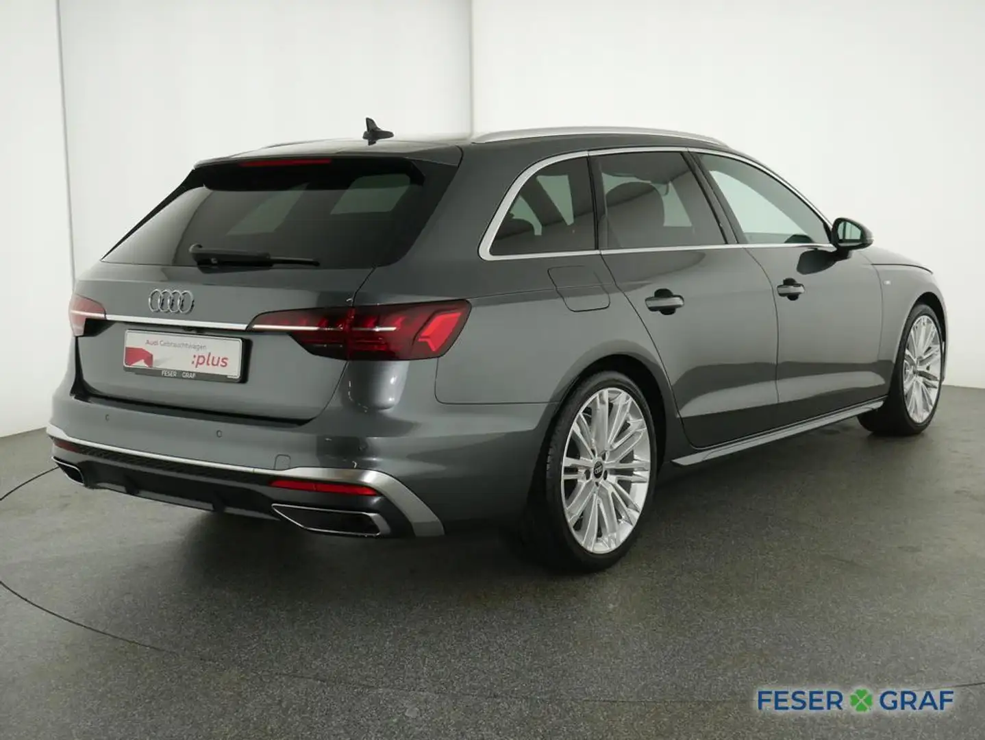 Audi A4 Avant S line 40 TFSI S tronic Navi Plus/ RFK Grijs - 2