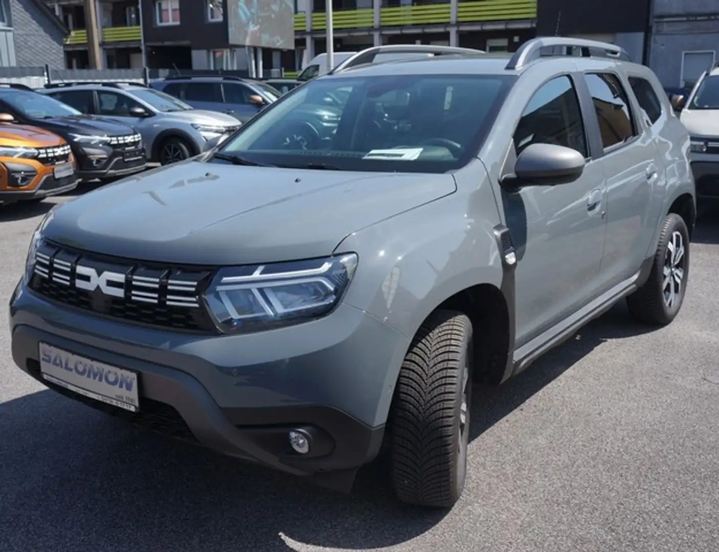 Dacia Duster dCi115 4x4*JOURNEY+ 17"ALU*NAVI+4xCAM Gris - 1
