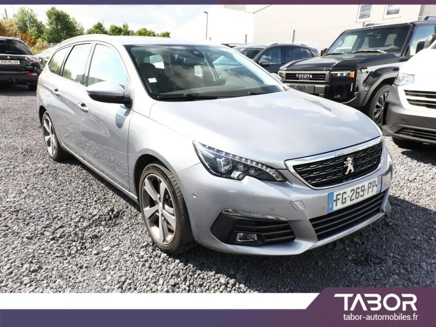 Peugeot 1.2 PureTech 130 Allure GPS PDC Gris - 2