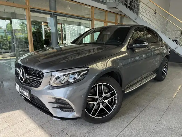 Mercedes-Benz GLC 300 Coupe 4Matic AMG Line, Night, Schiebedach!