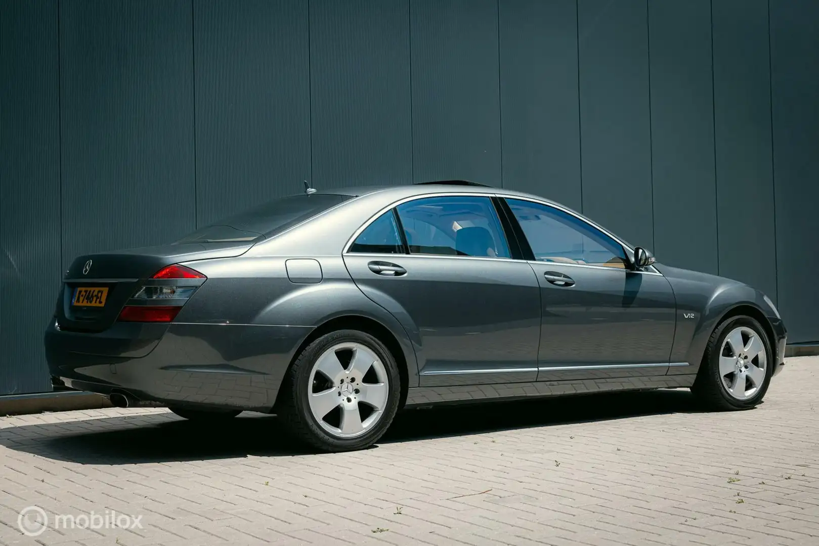 Mercedes-Benz S 600 Lang V12 Biturbo Grijs - 2