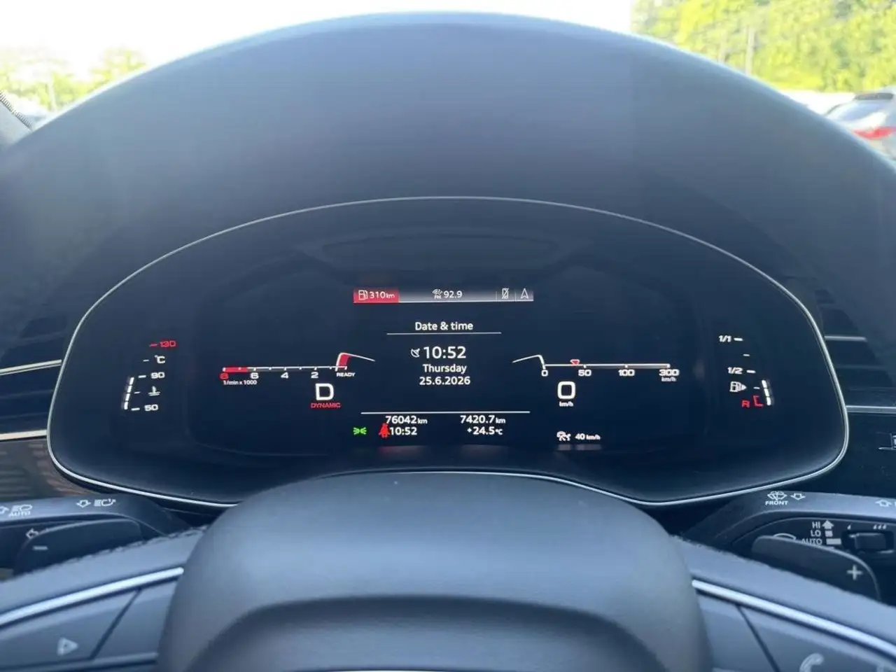 Audi Q8 photo Audi Q8