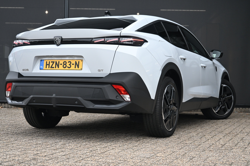Peugeot 408 1.2 Hybrid 145 e-DCS6 GT | Adaptive Cruise | 360 C — photo 2