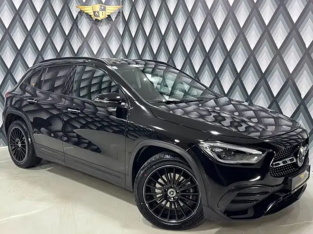 Mercedes-Benz GLA 250 e PHEV // AMG-LINE // WERKSGARANTIE //