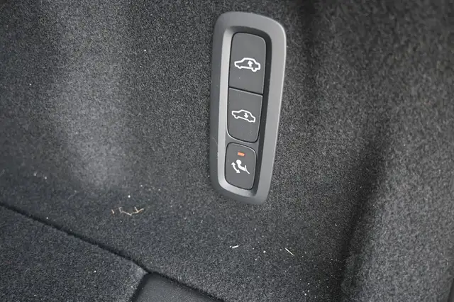 Volvo XC60 view 10