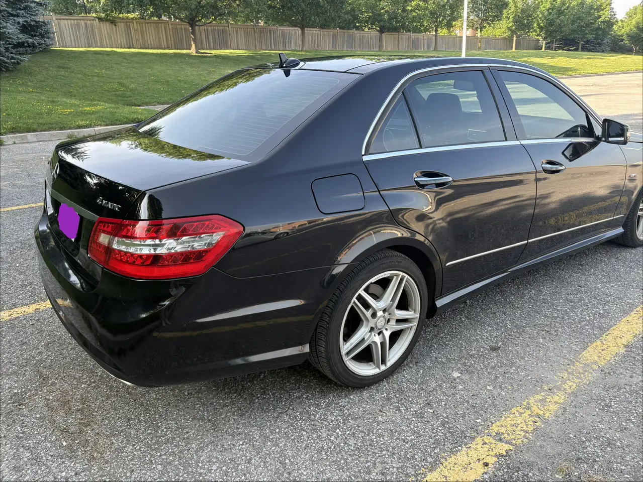 des-Benz E-Class снимка des-Benz E-Class