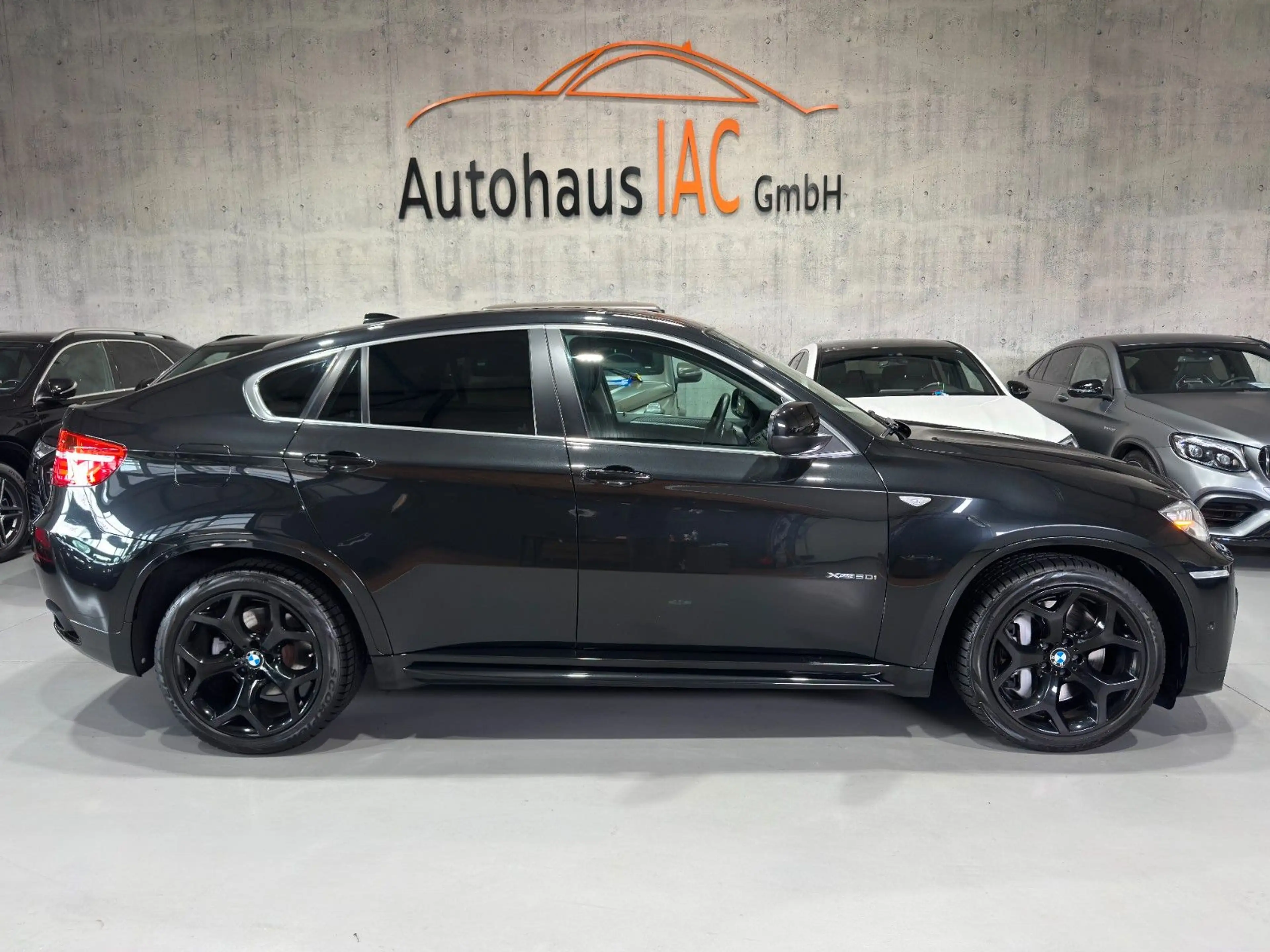 BMW X6 xDrive50i/M/LED/AHK/STANDHEIZ/MEMORY/HUD/4-ZO — photo 7