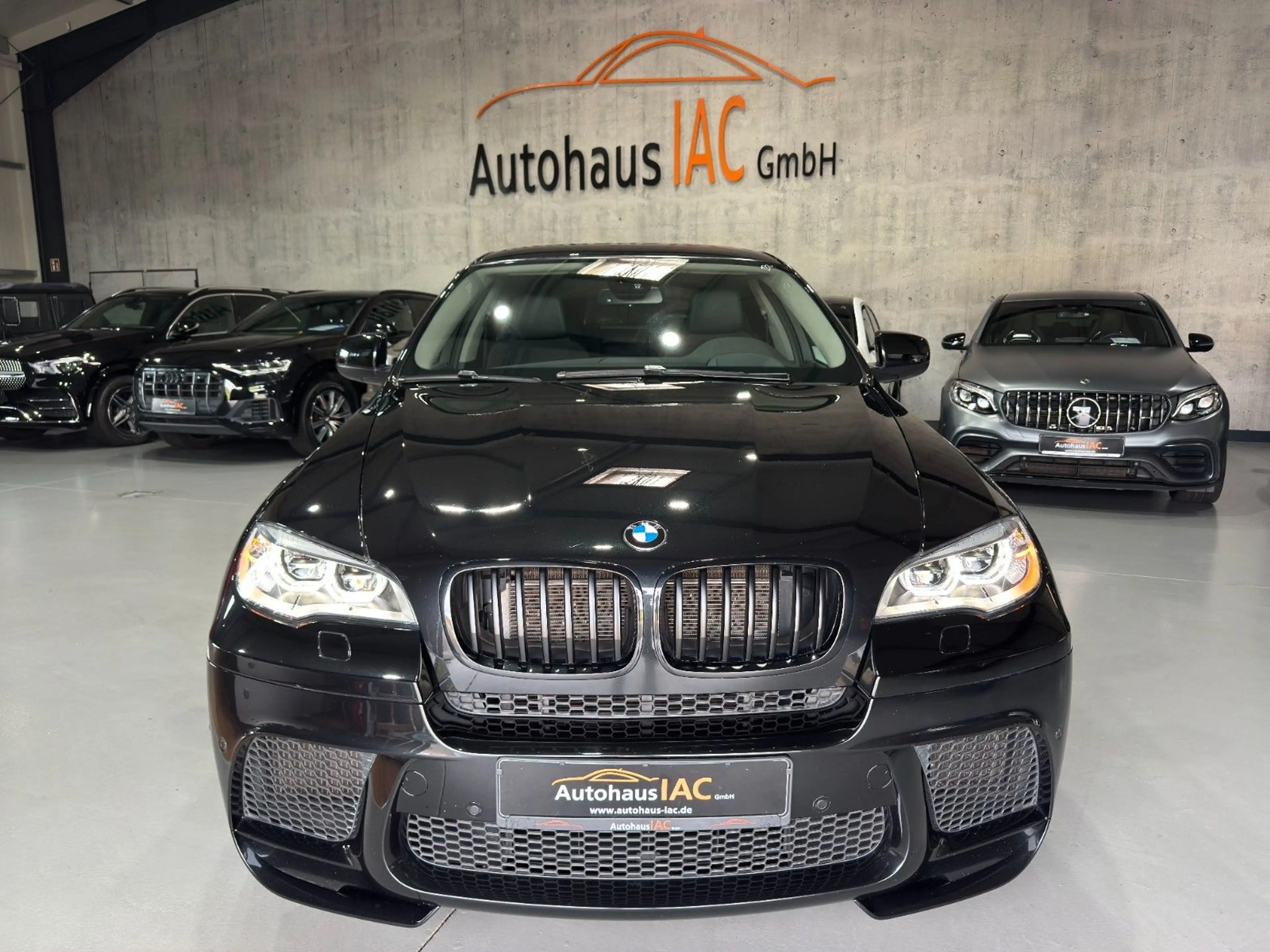 BMW X6 xDrive50i/M/LED/AHK/STANDHEIZ/MEMORY/HUD/4-ZO — photo 3