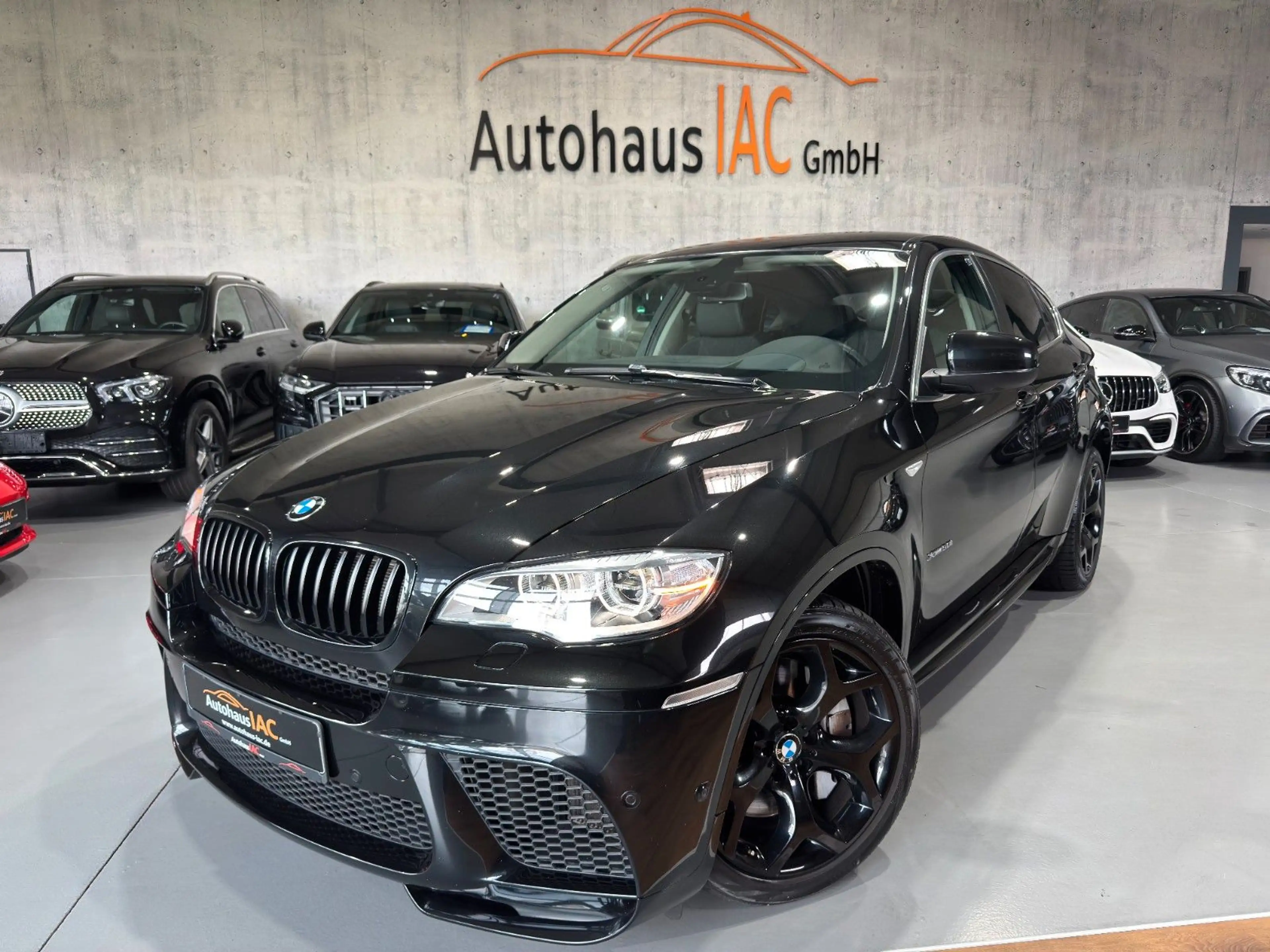 BMW X6 xDrive50i/M/LED/AHK/STANDHEIZ/MEMORY/HUD/4-ZO
