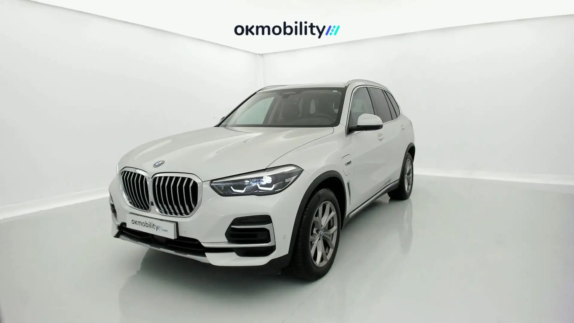 BMW X5 xDrive 45e Argent - 1
