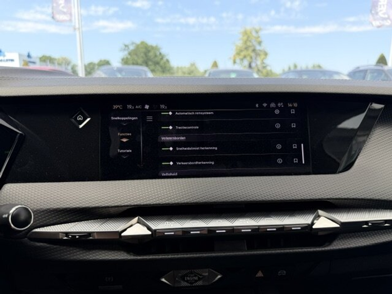 DS Automobiles DS 4 Trocadero 130 EAT8 — photo 14