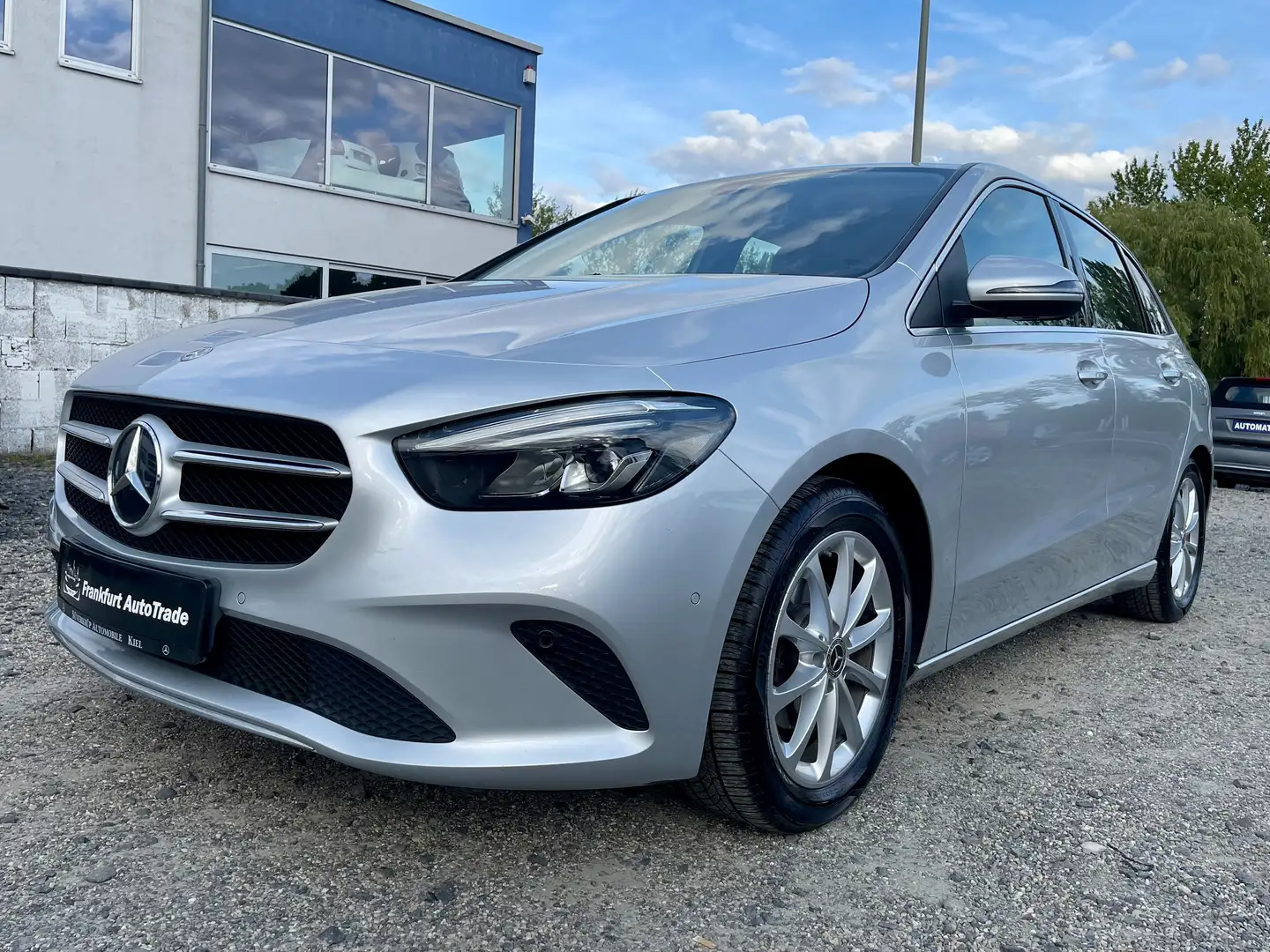 Mercedes-Benz B 180 D*LED*KAMERA*DIGITAL* ELEKTR. HECKKLAPPE Grau - 1