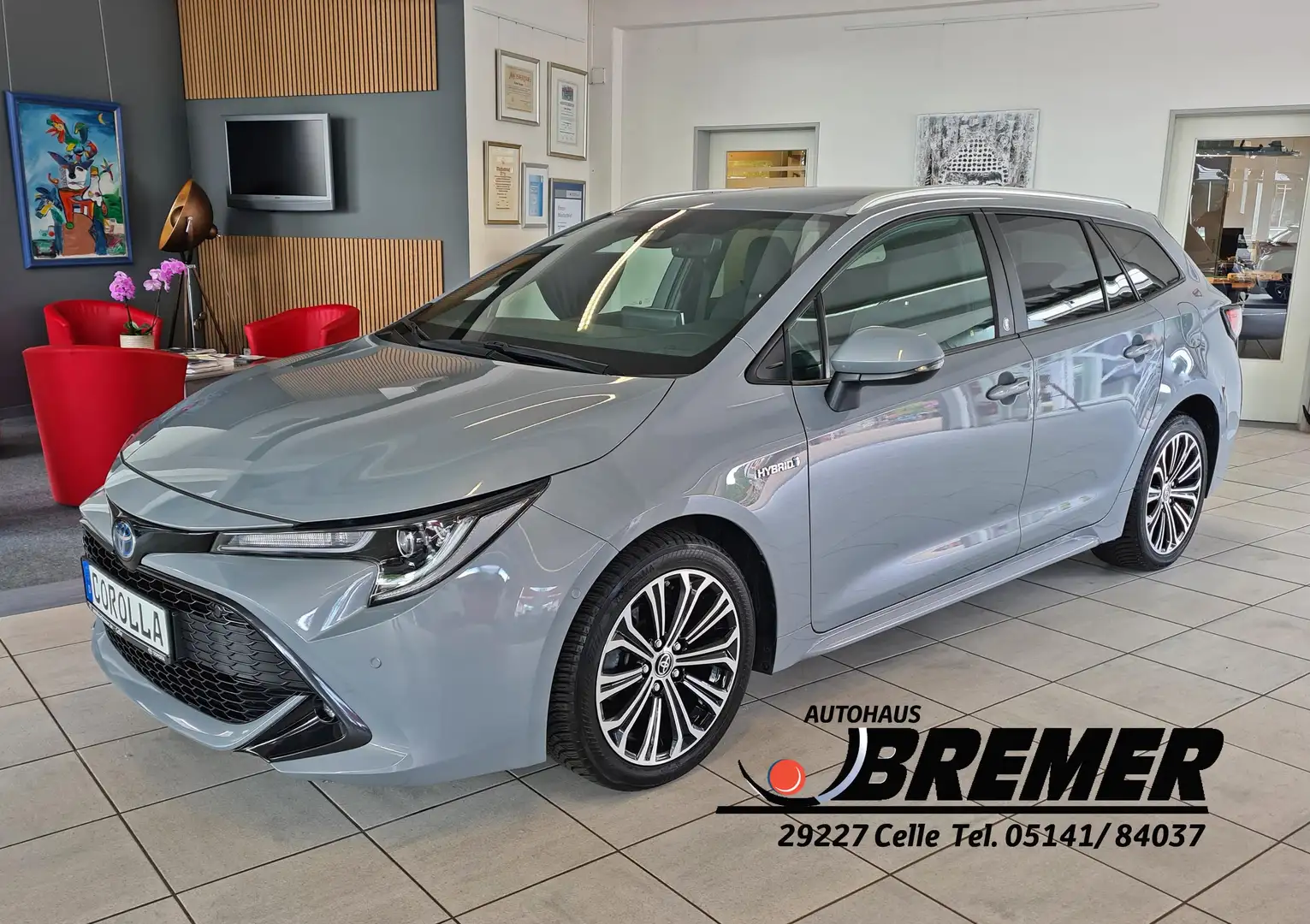 Toyota Corolla 1.8 Hybrid Touring Sports Team D + Technik Paket Gris - 1