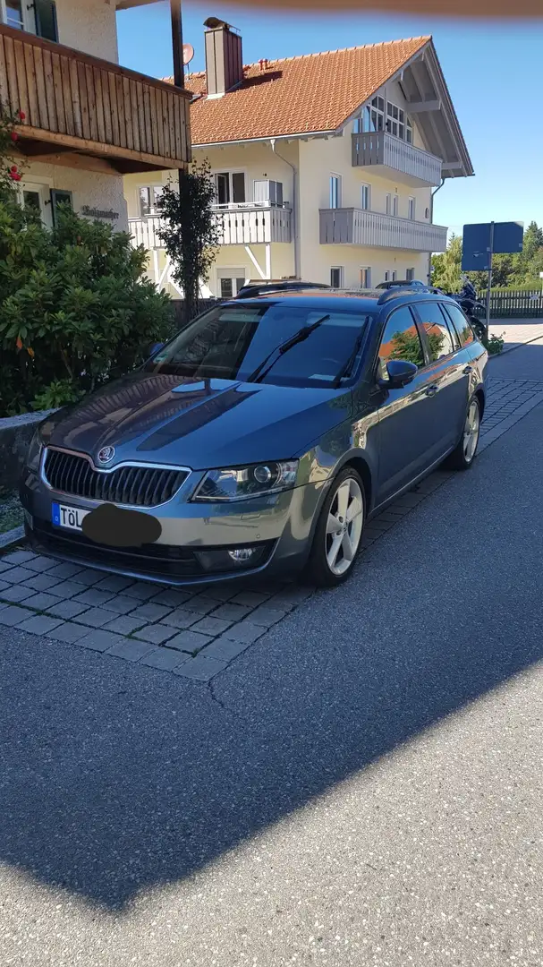 Skoda Octavia Combi 2.0 TDI Green tec DSG Elegance - 1