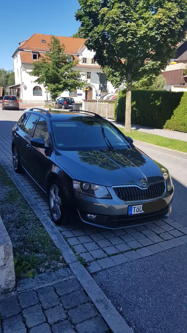 Skoda Octavia Combi 2.0 TDI Green tec DSG Elegance - 2