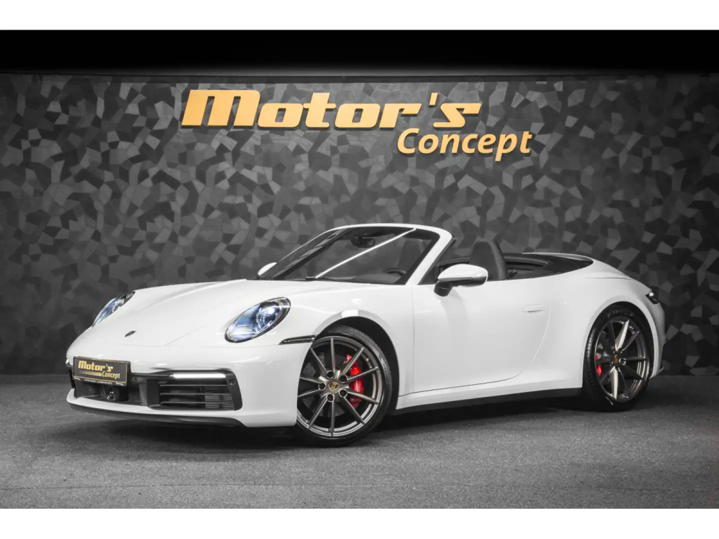 Porsche 992 Carrera 4S Cabriolet PDK Blanc - 1