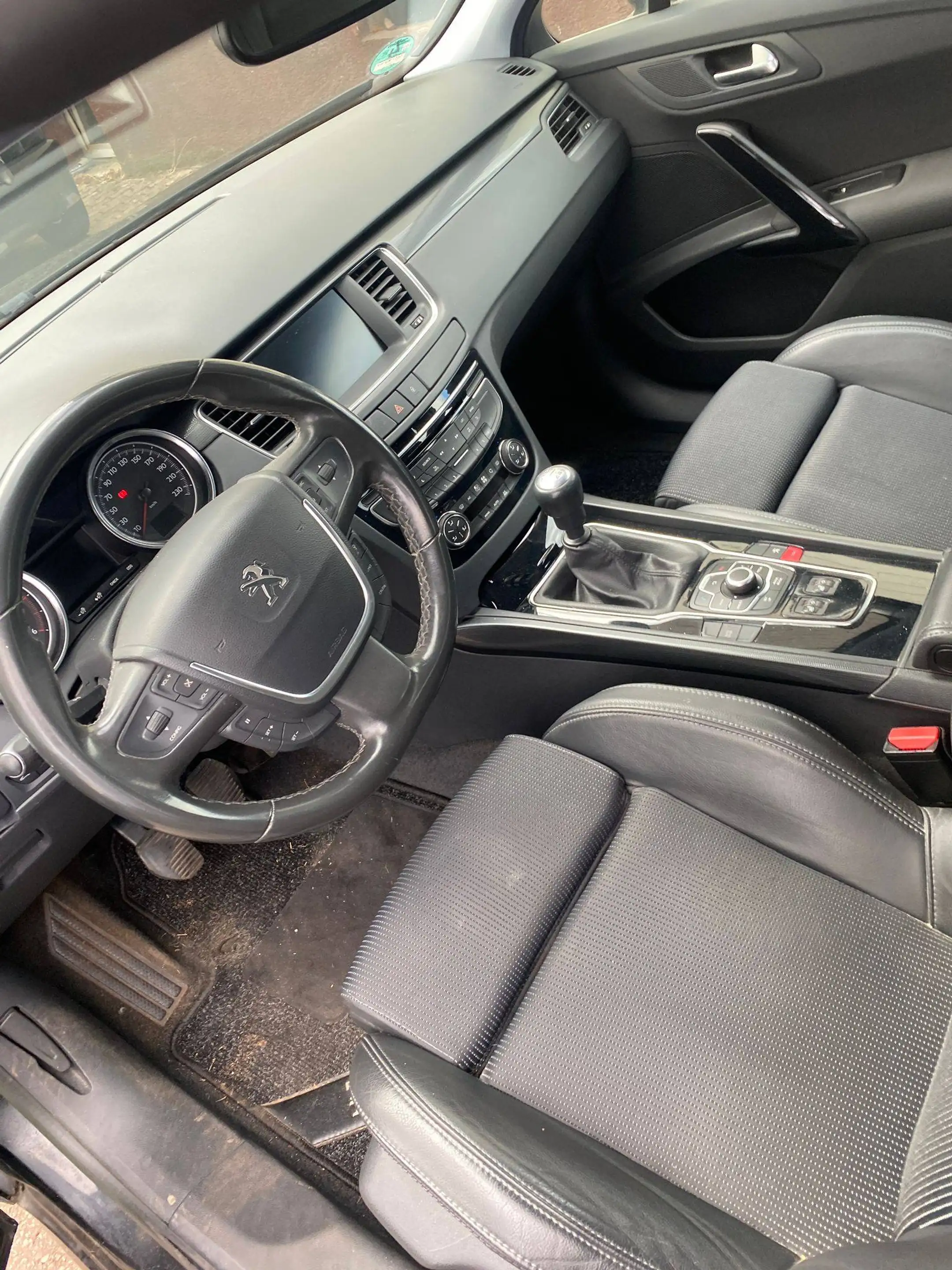 Peugeot 508 Active — photo 5