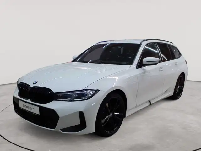 BMW 3 Series view 2
