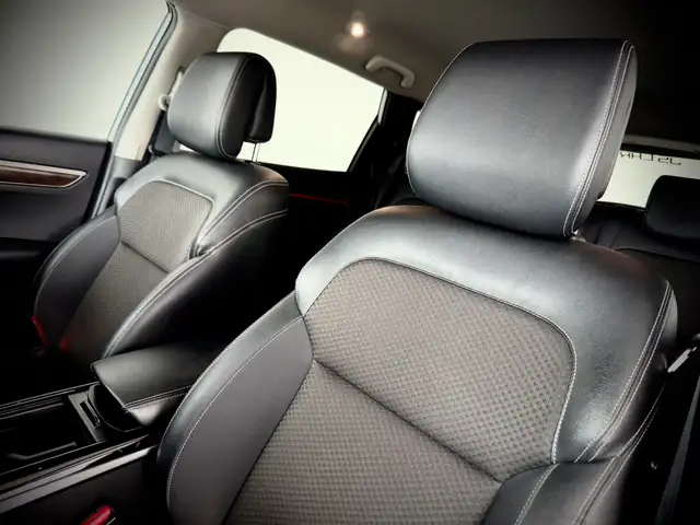 Renault Koleos view 12