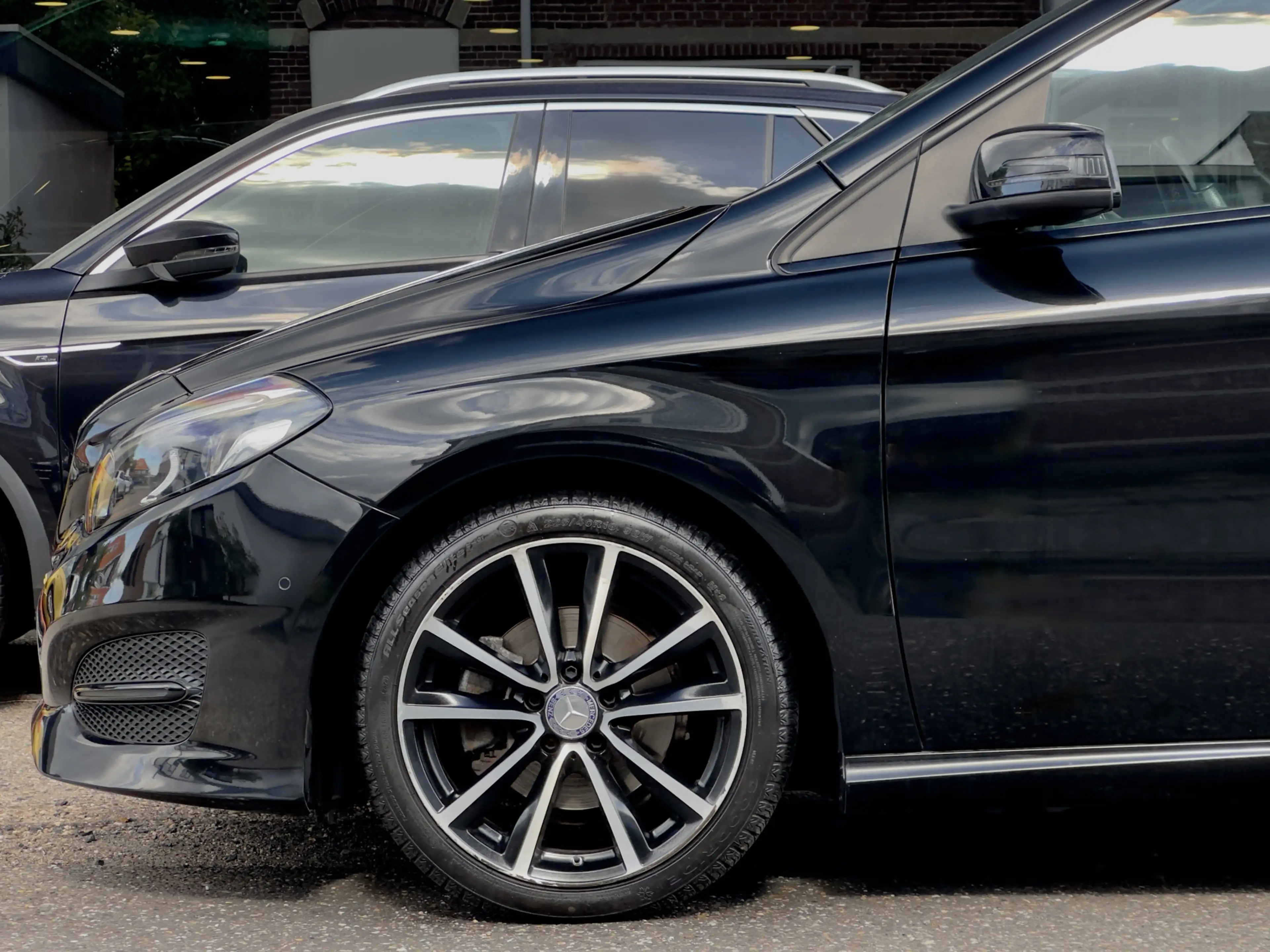 Mercedes-Benz B 180 AUT7 AMBITION 104D.KM!! PANODAK LEDER NAVI AIRCO L — photo 4