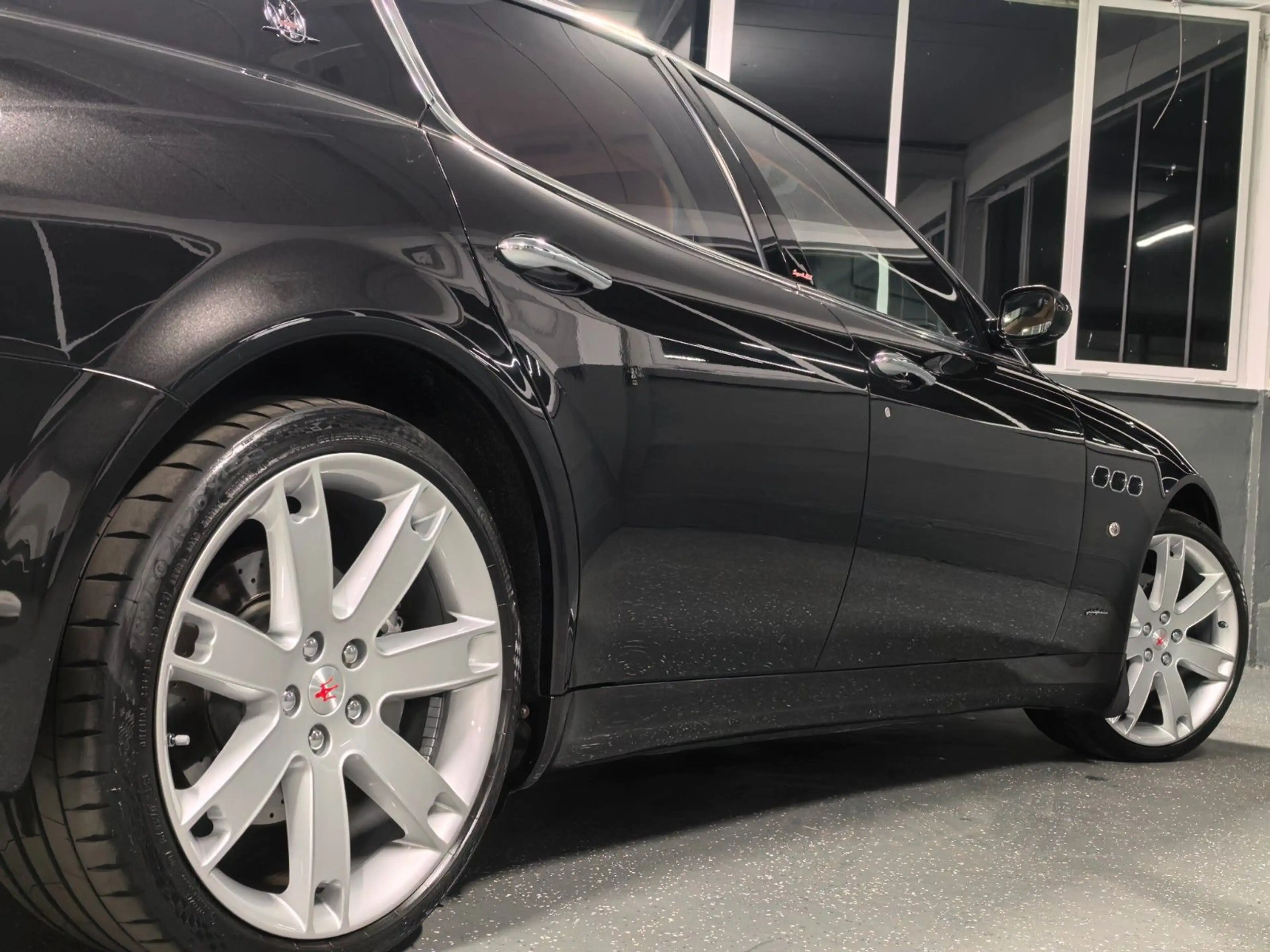 Maserati Quattroporte 4.2 V8 SPORT GT | 1. HAND | 33 TKM! — photo 11