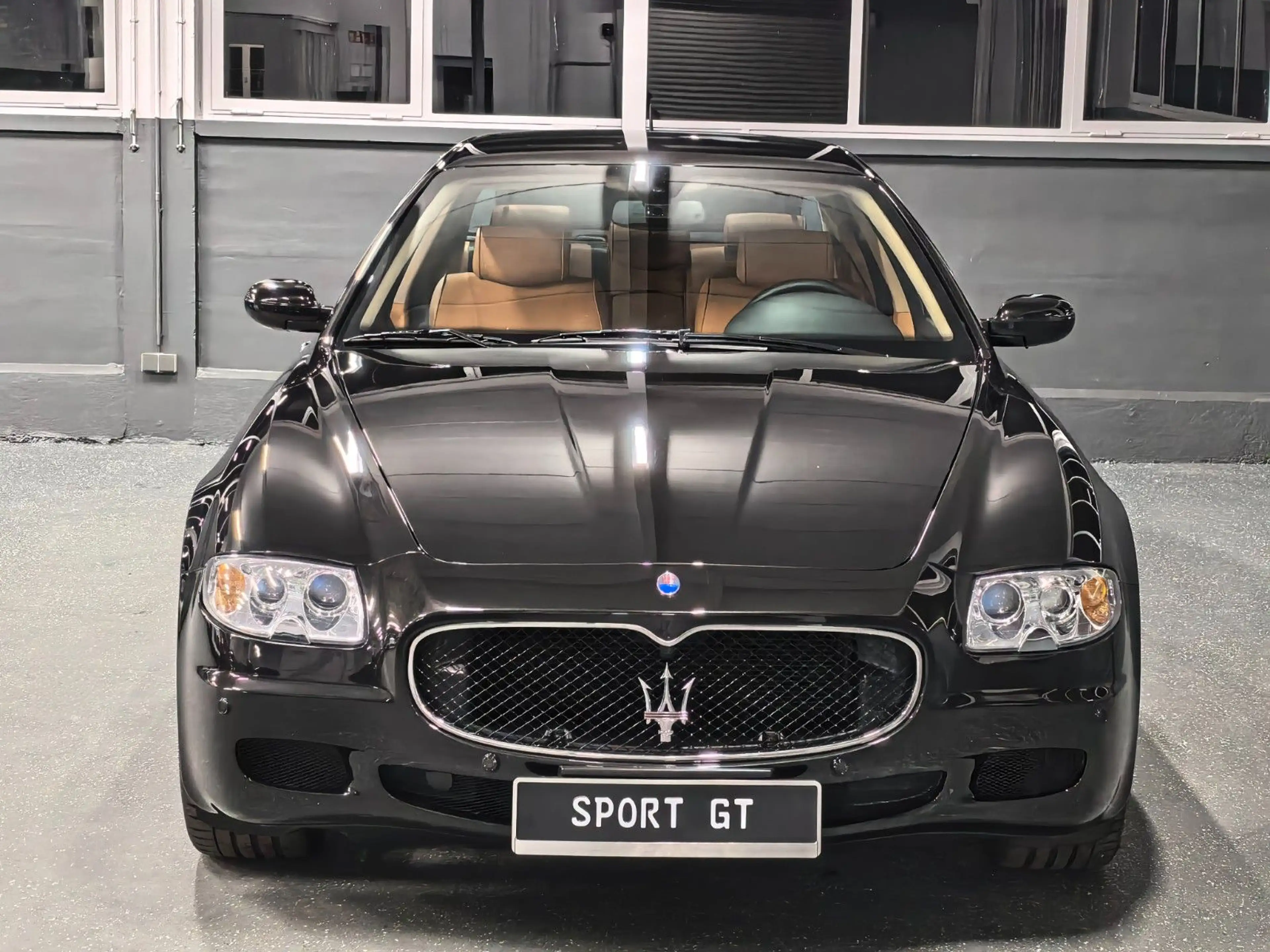 Maserati Quattroporte 4.2 V8 SPORT GT | 1. HAND | 33 TKM! — photo 3