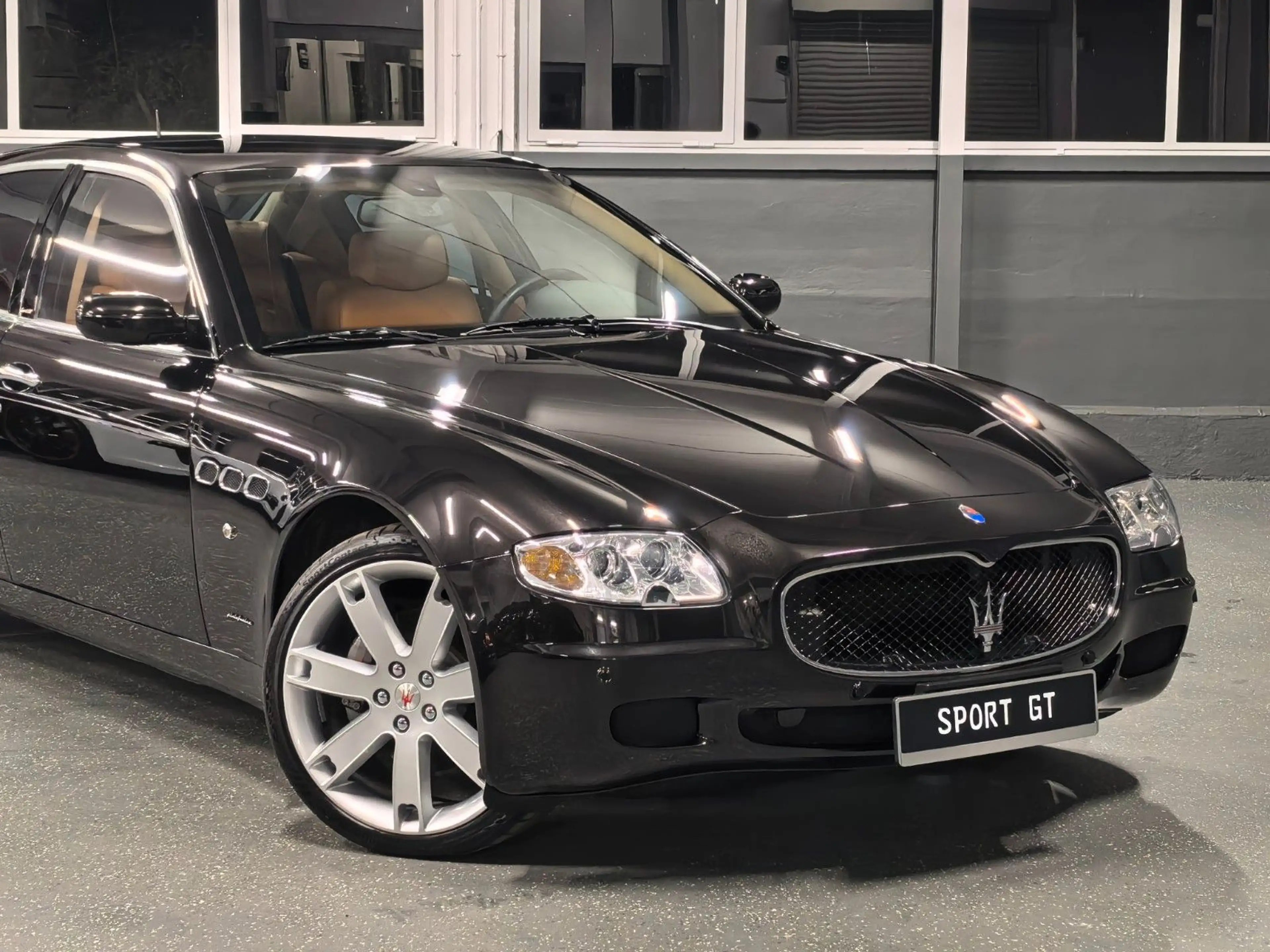 Maserati Quattroporte 4.2 V8 SPORT GT | 1. HAND | 33 TKM!