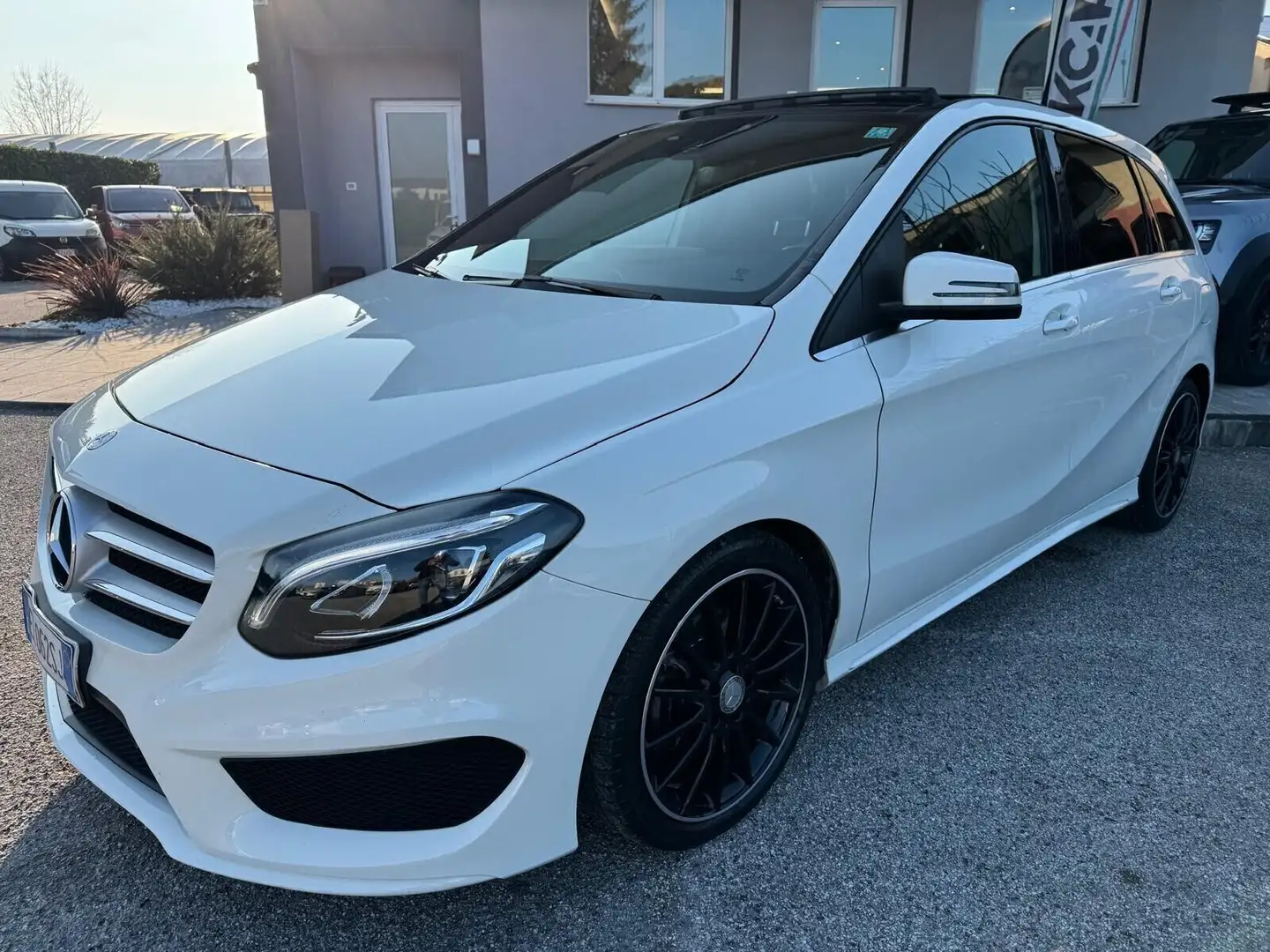 Mercedes-Benz B 200 B 200 d Premium TETTO Wit - 1