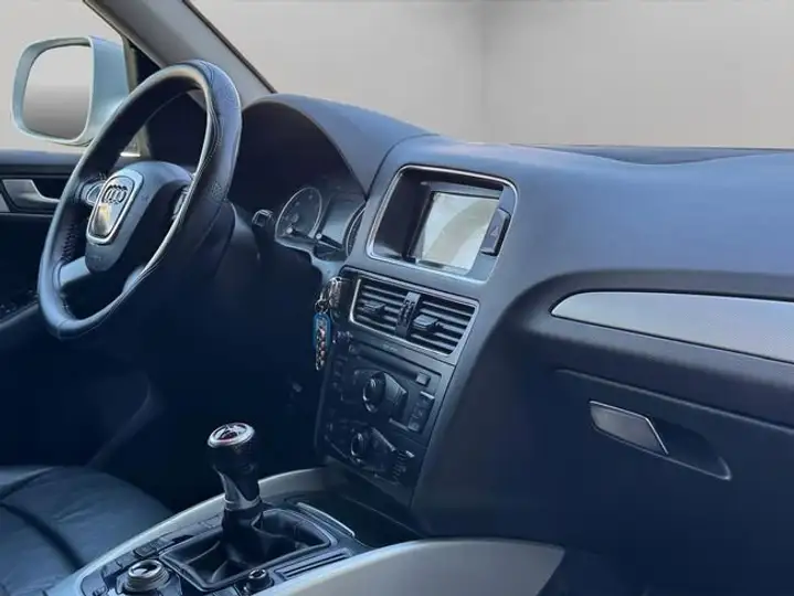 Audi Q5 2.0 TDI Quattro DPF 2009, foto 9