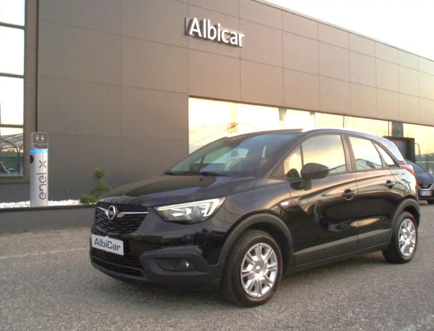 Opel Crossland X 1.2 12V Advance MEZZO CON IMP GPL Nero - 1