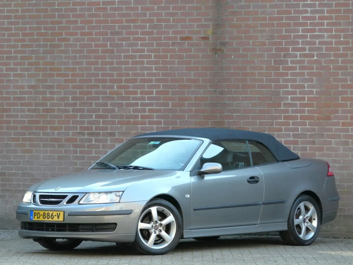 Saab 9-3 Cabrio 1.8t Linear Leer / Cruise Control / Stoelve Grau - 2