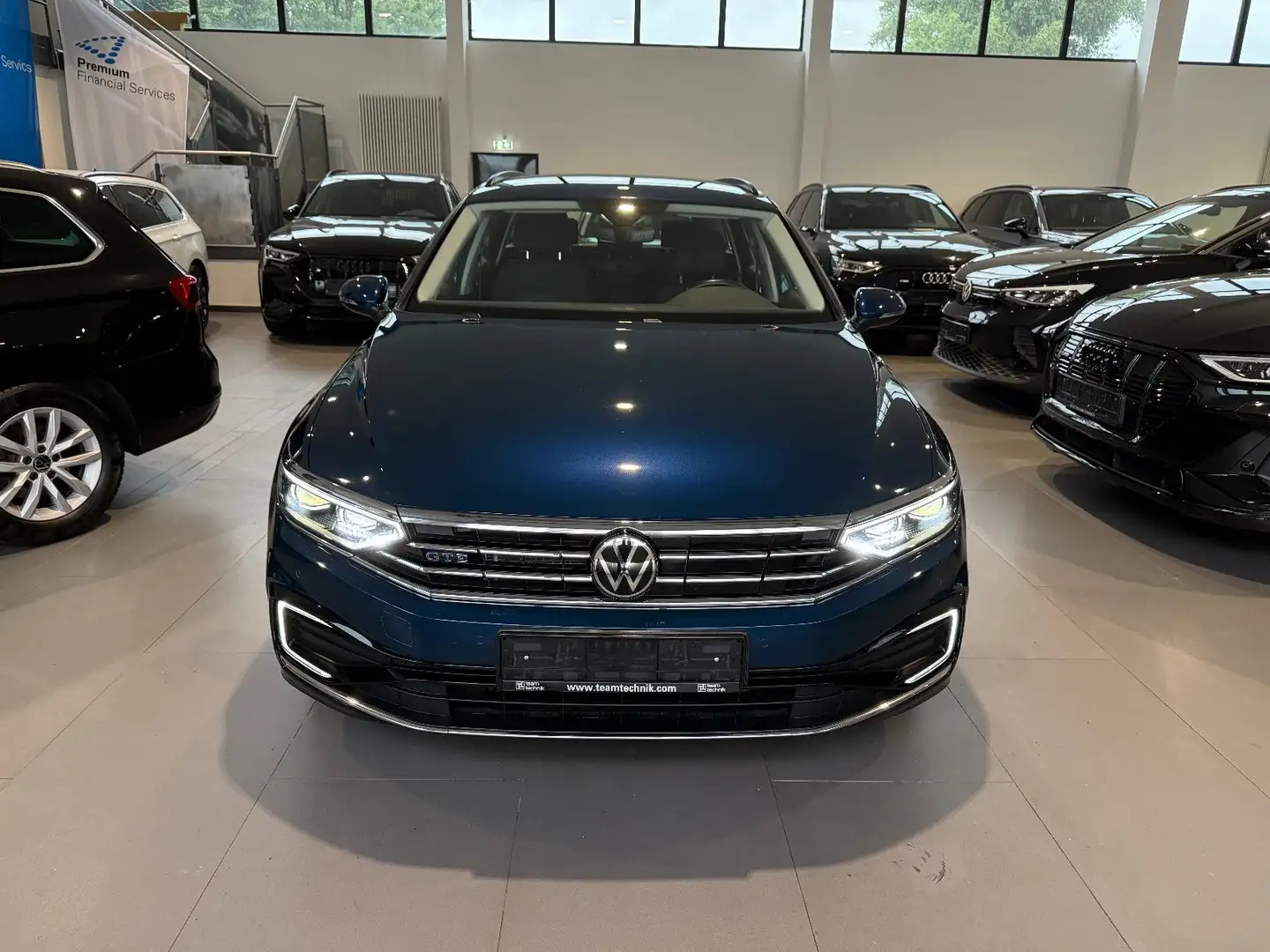 Volkswagen Passat Variant Passat GTE 1.4 TSI DSG AID/ACC/MATRIX/KAM/AHK Bleu - 2