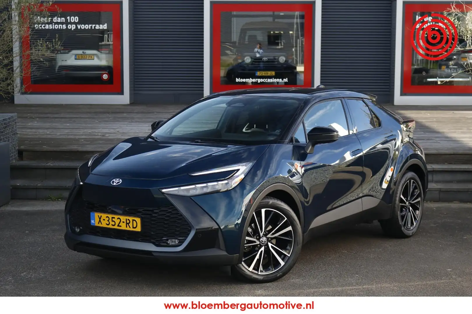 Toyota C-HR Hybrid 140 Executive Bleu - 1
