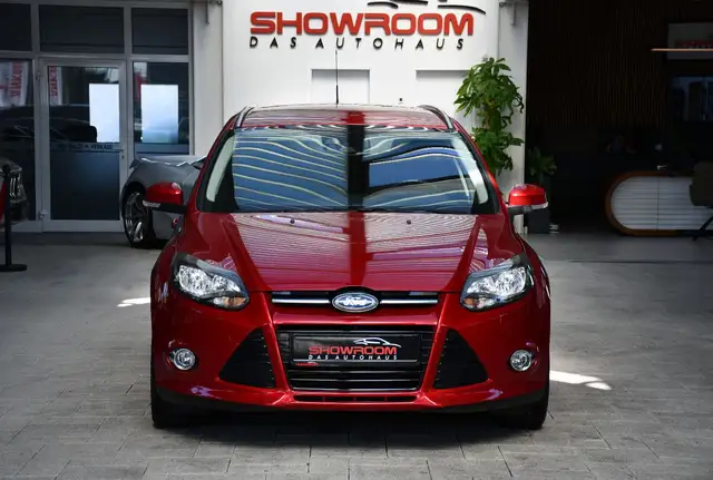 Ford Focus view 4