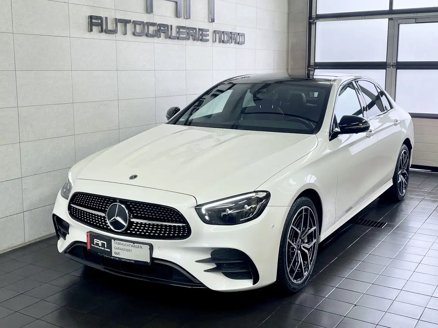 Mercedes-Benz E 300 de AMG Line+Pano+Burmester+WideScreen Blanc - 2