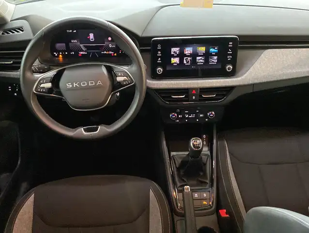 Skoda Scala view 10