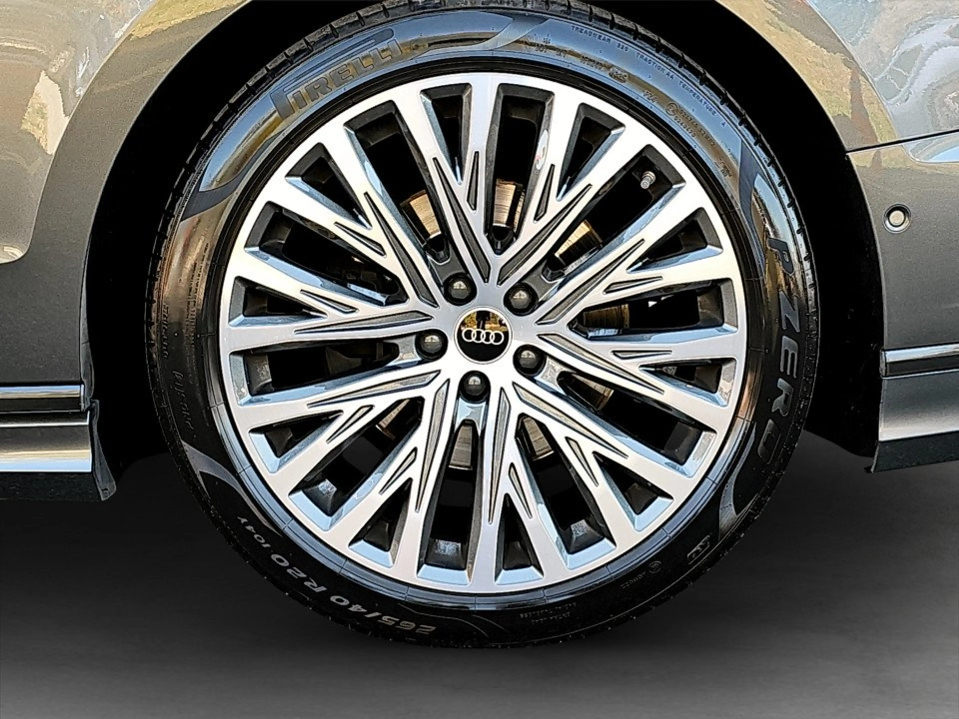 Audi A8 L 50 3.0 TDI quattro Lang — photo 8