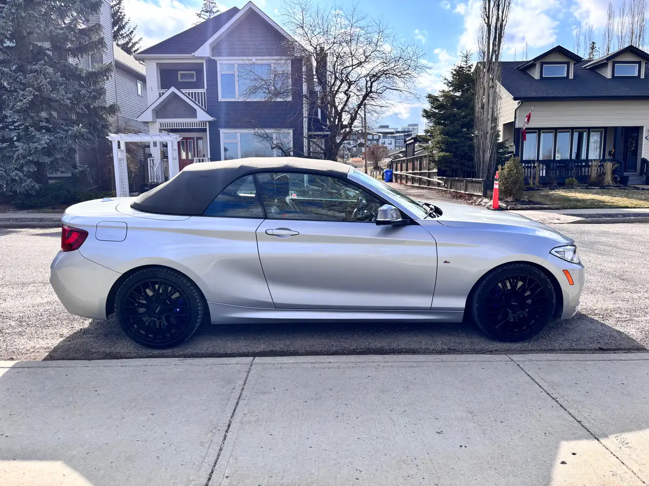 BMW 2 Series снимка BMW 2 Series
