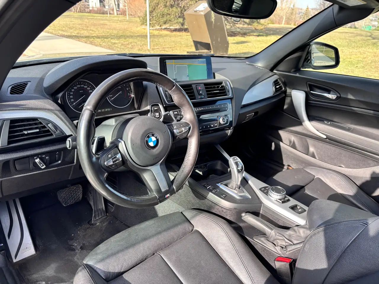 BMW 2 Series снимка BMW 2 Series