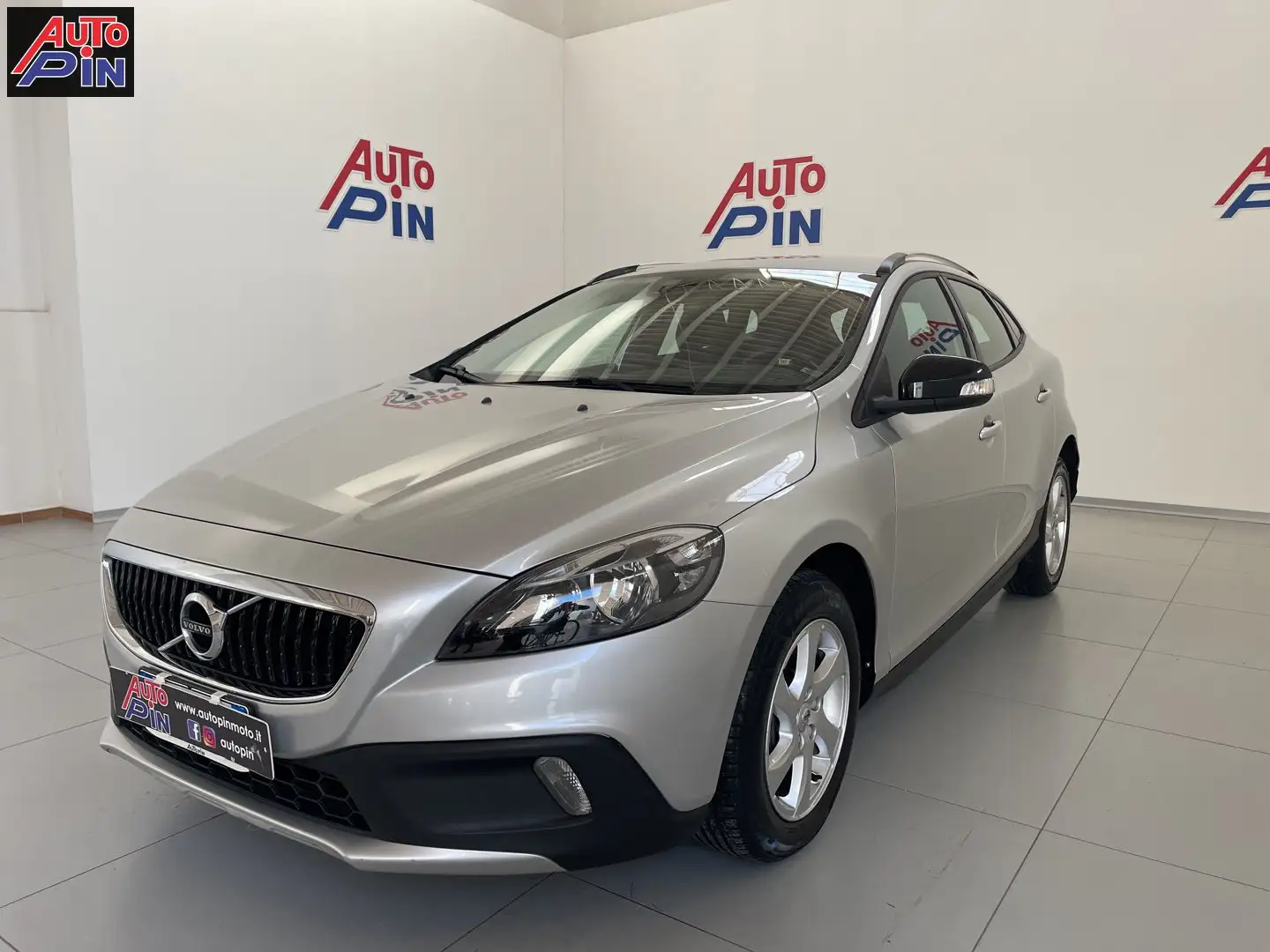 Volvo V40 Cross Country V40 Cross Country D2 Geartronic*IN ARRIVO* - 1