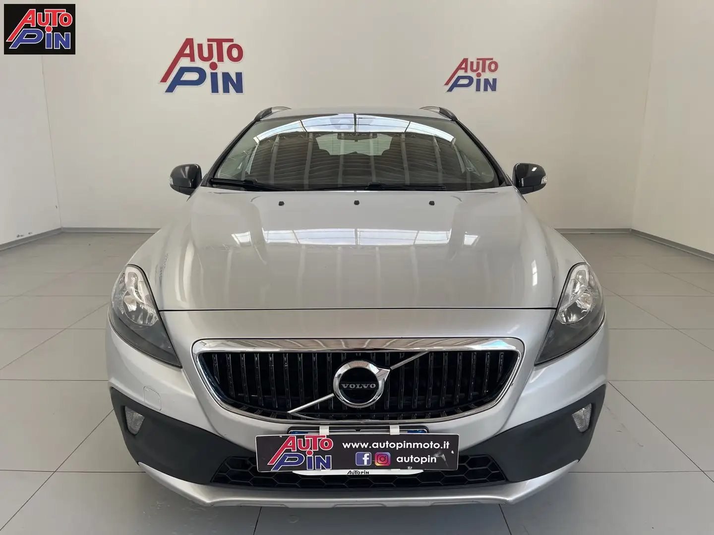 Volvo V40 Cross Country V40 Cross Country D2 Geartronic*IN ARRIVO* - 2