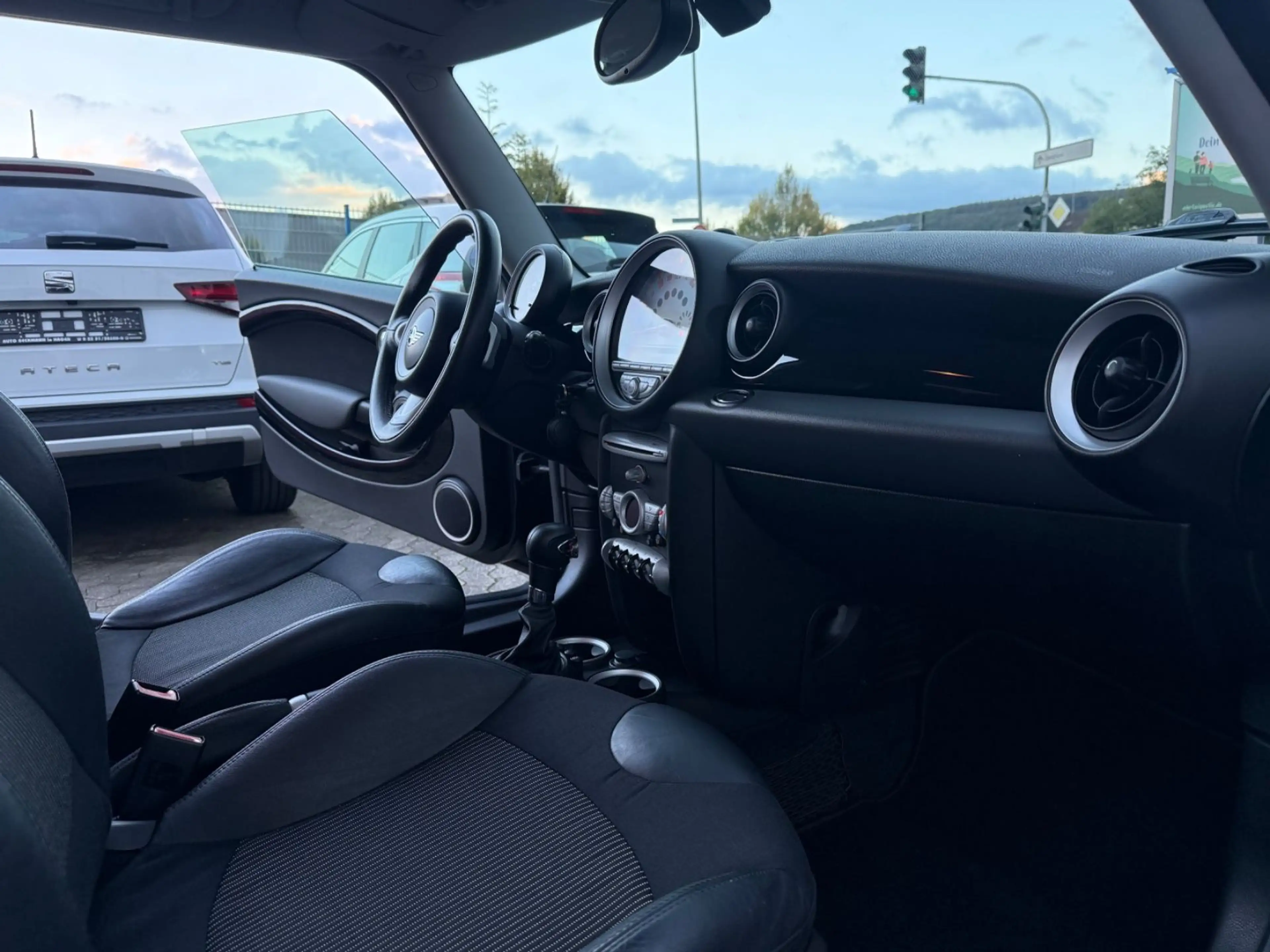 MINI Cooper S 1,6 128kW 174PS Automatik/PDC/T-Leder — photo 10