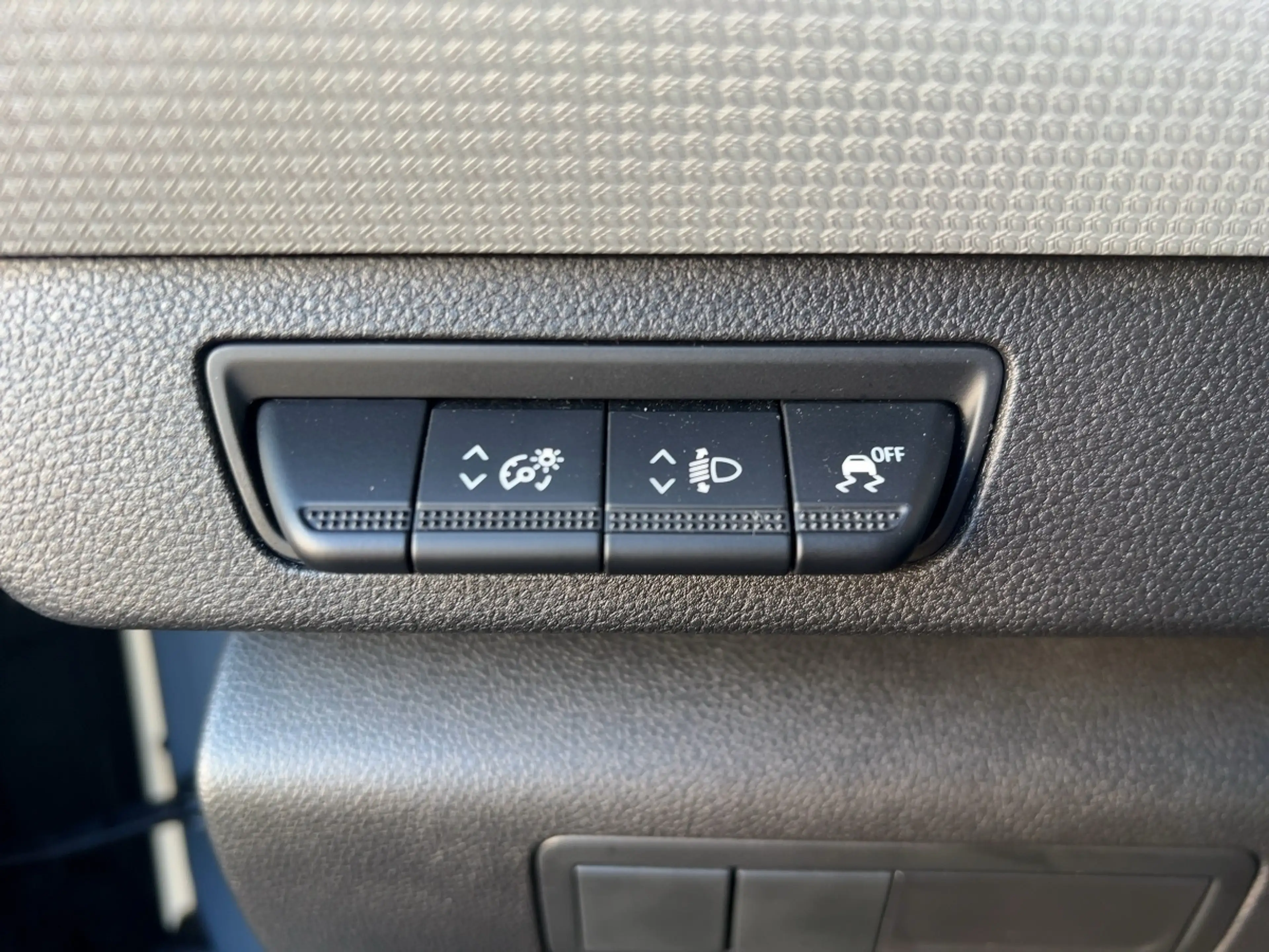 Nissan Townstar 2,2t DIG-T 130 L1 2,2t N-Connecta AHK PDC — photo 15