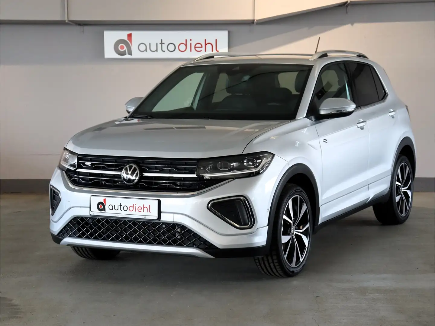 Volkswagen T-Cross 1.5 TSI DSG R-Line *AHK*NAVI Plateado - 2