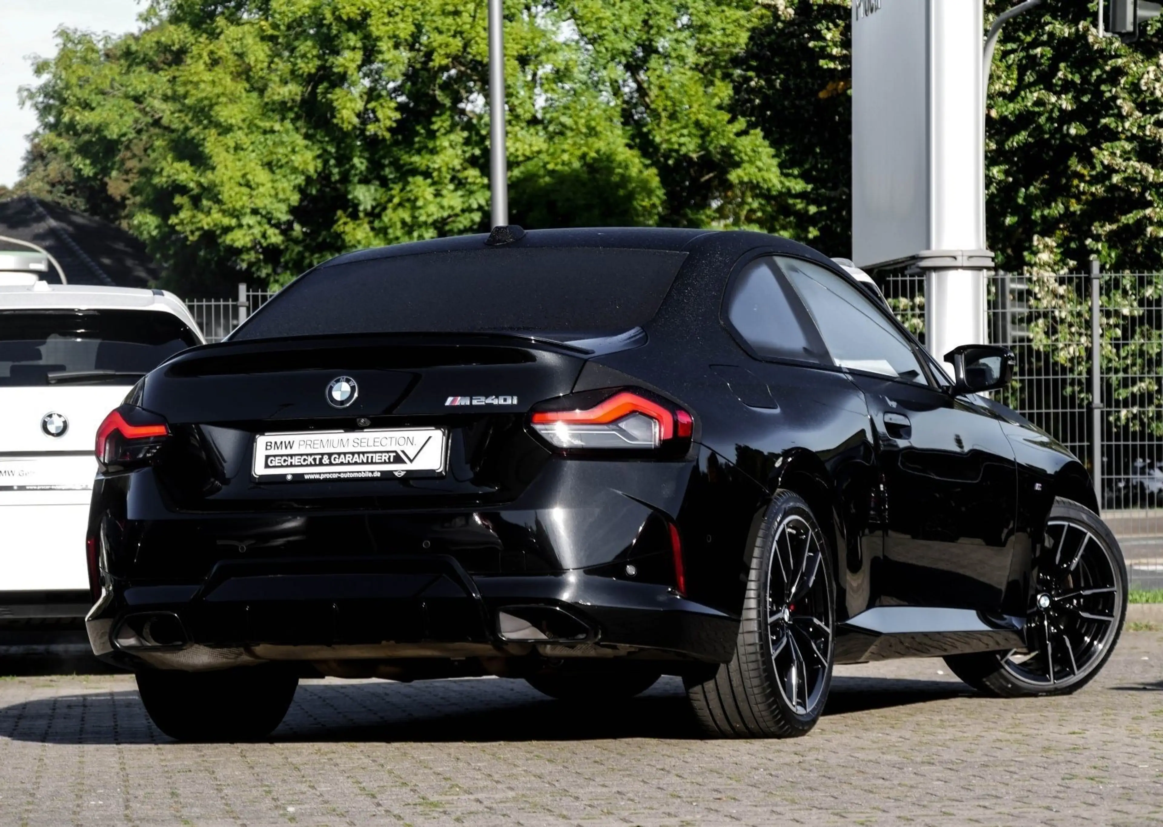 BMW 240 M240i xDrive Coupé M Sport Pro AHK ACC H/K HuD PA+ — photo 2