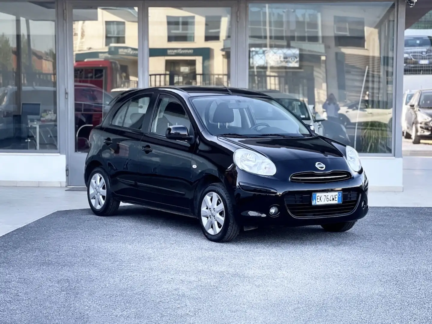 Nissan Micra 1.2 Benzina 80CV E5 Neo. Automatica - 2012 Nero - 1