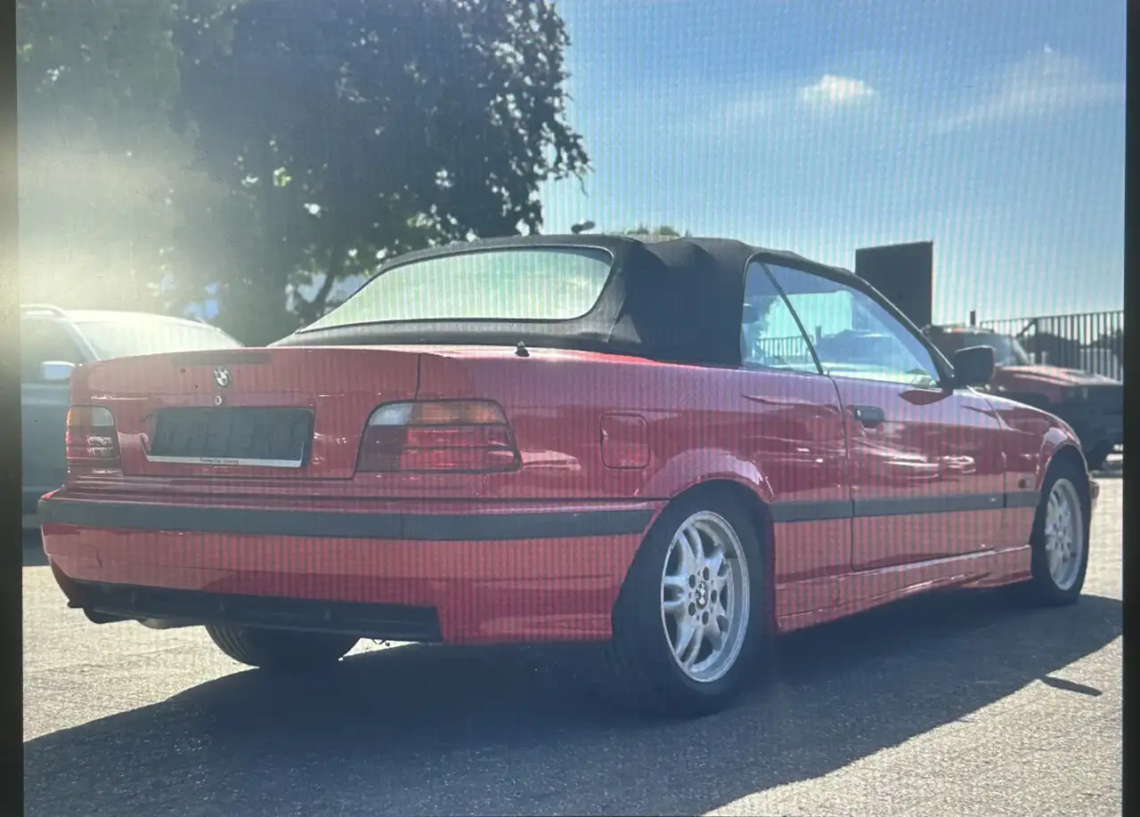 BMW 320 3er 320i *AUTOMATIK *M-PAKET *1. HAND, foto 2